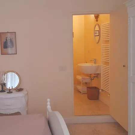 Apartment La Loggetta Di Stalloreggi Siena